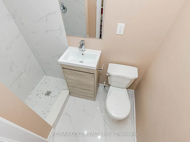34 White Tail Cres — Photo 17