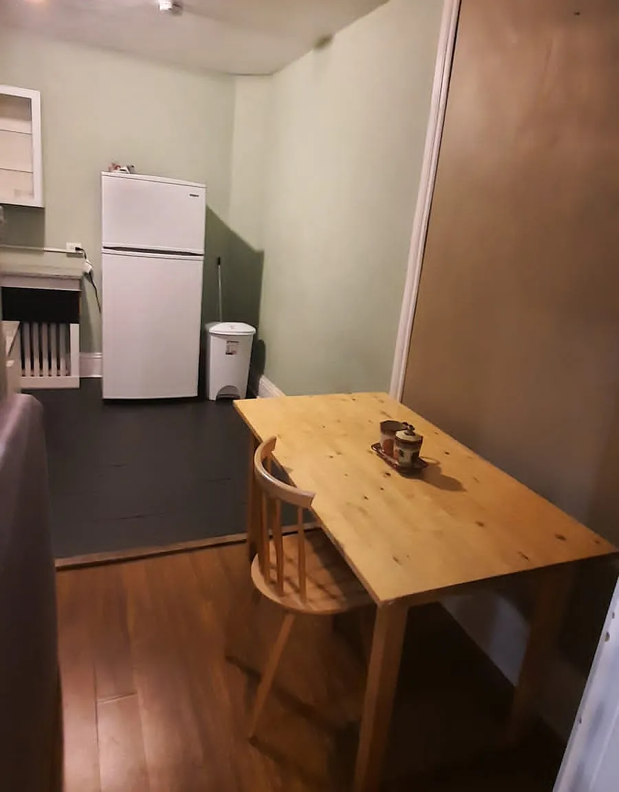 2 bed, 650 sqft, $1,750 — Photo 3