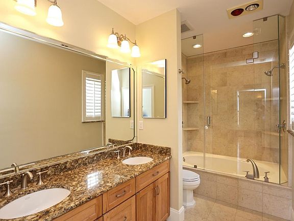 Casa Grande Ln 401 - 21 of 42