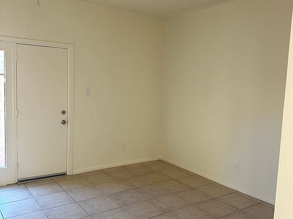 5th image of 1935 W Morten Ave Unit 21