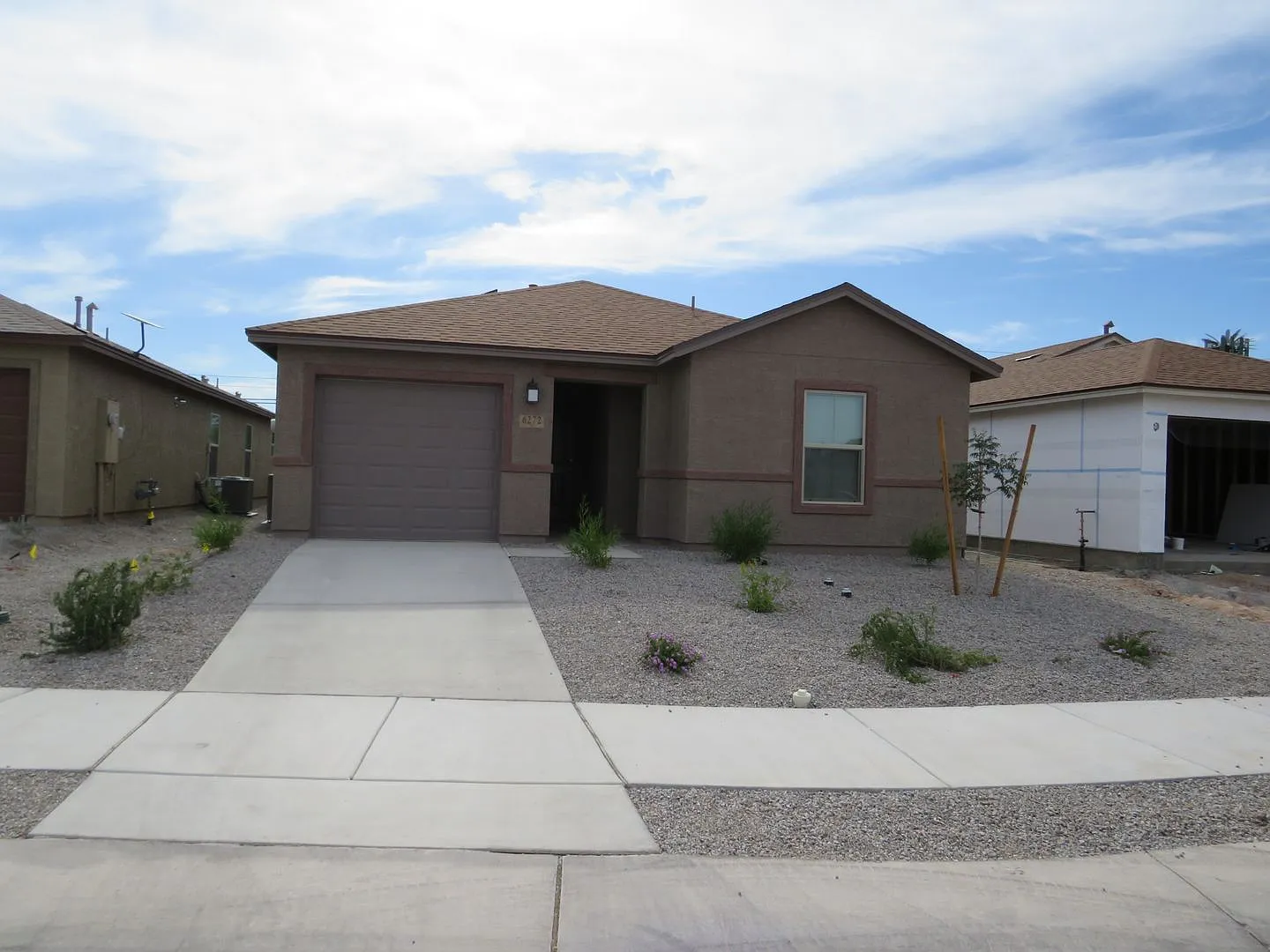 Beautiful New Home in Cielo Reserve — Photo 2