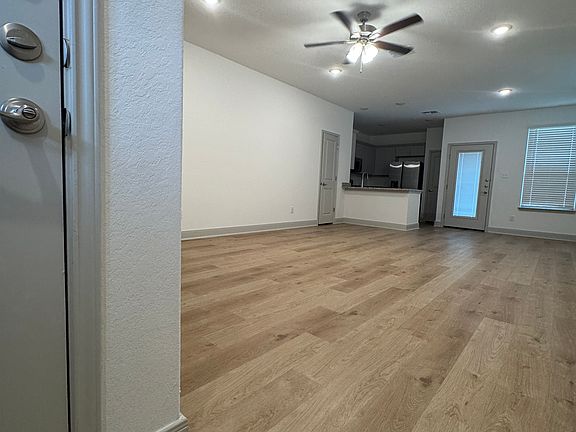 4th image of 7521 Briarwood Pass #102