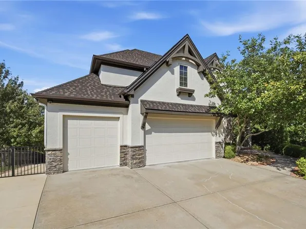 7808 N Chatham Ave, Kansas City, MO 64151