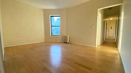 Rented by Manhattan Realty Group