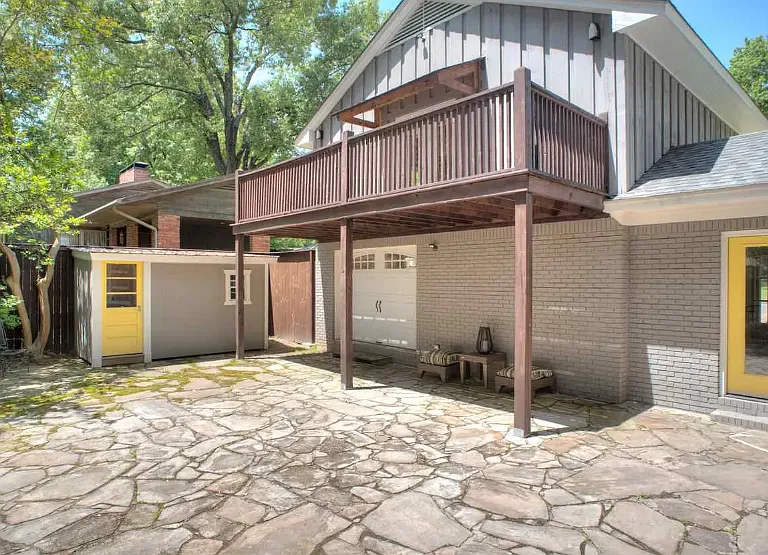 4261 Waymar Dr — Photo 13