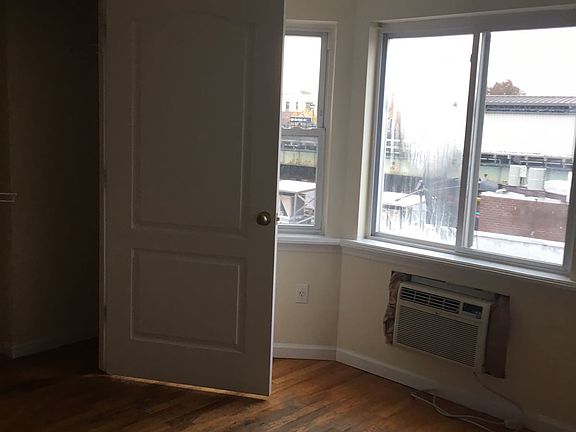 5th image of 6908 38th Avenue # Fl 4