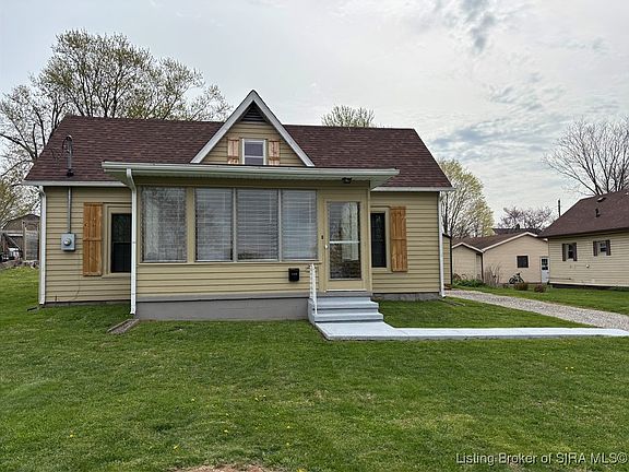 5th image of 903 N College Avenue