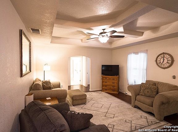 5th image of 238 Rasa Dr #B