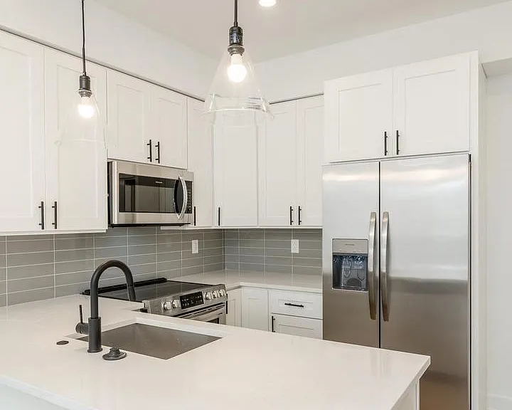 2002 Frankford Ave #201 — Photo 10