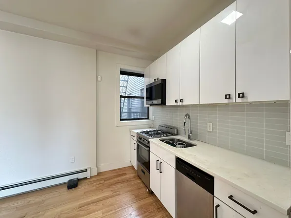 70 Lexington Ave #6E, Jersey City, NJ 07304