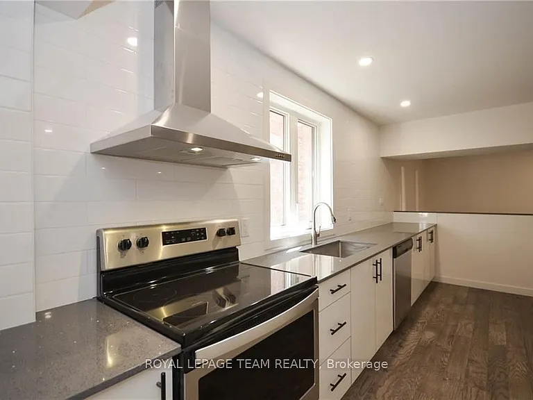 177 Cathcart St #A — Photo 17