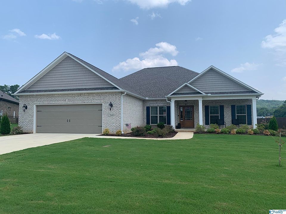 1st image of 2049 Edinburgh Dr