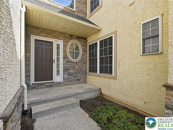 3rd image of 2493 Thistle Rd