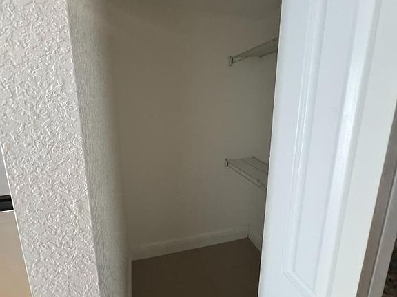 Unit Photo