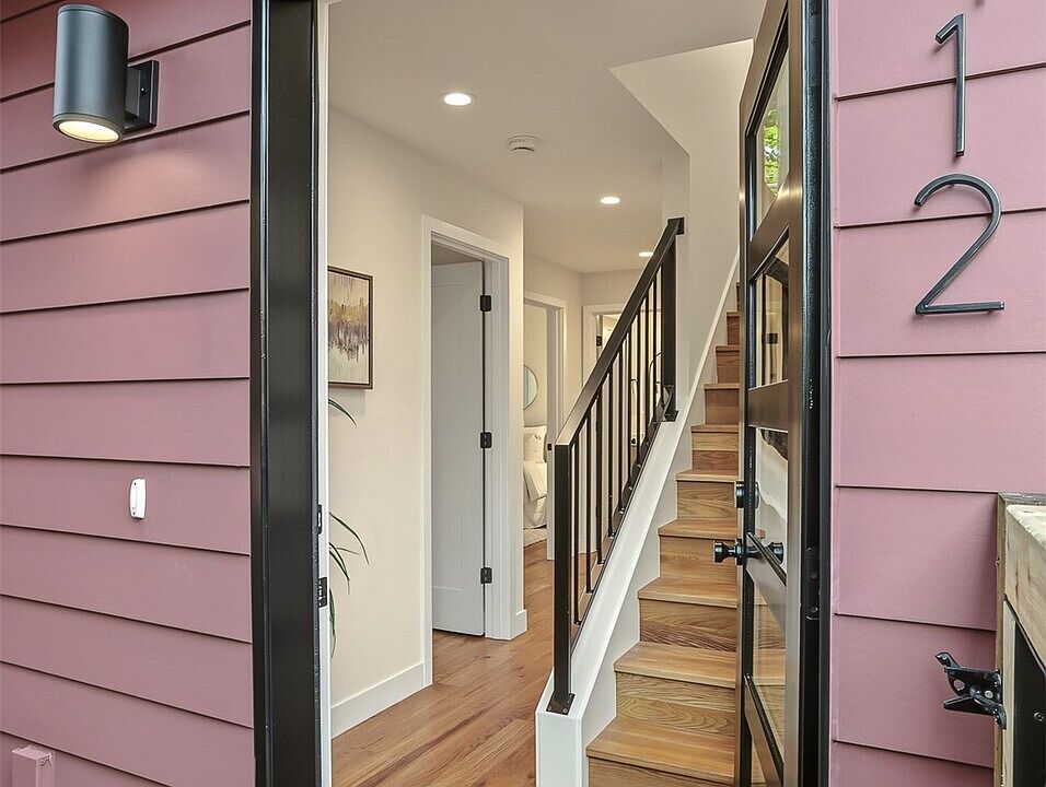 1st image of 2412 Queen Anne Avenue N