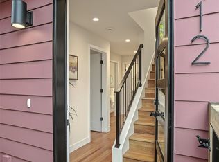 2412 Queen Anne Ave N, Seattle, WA 98119