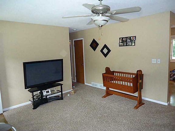 5th image of 4925 Midway Dr NW