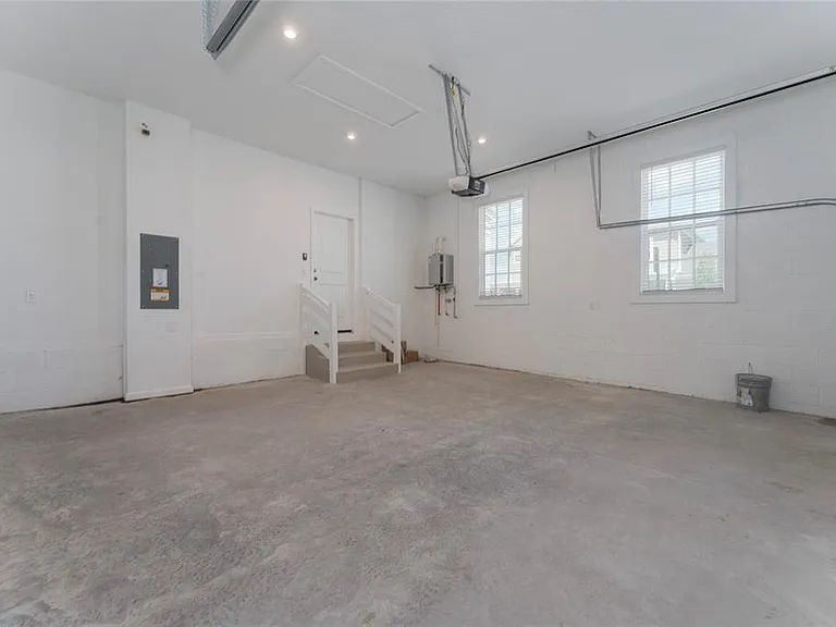 2426 Celebration Blvd — Photo 26