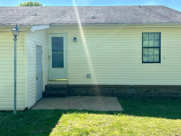 16 Rossfield Cv #L, Jackson, TN 38305