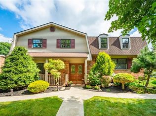 170 N Jamestown Rd, Coraopolis, PA 15108