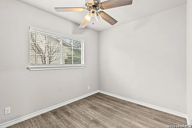 5930 Valley Br — Photo 14