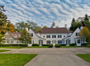 51 N Green Bay Rd, Lake Forest, IL 60045