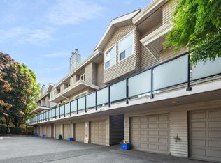 6771 Cooney Rd #3, Richmond, BC V6Y 2J9