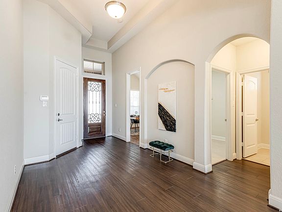 5th image of 3938 Gran Heights