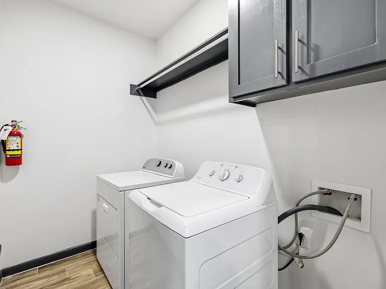 1408 E Hibiscus Ave #2 — Photo 12