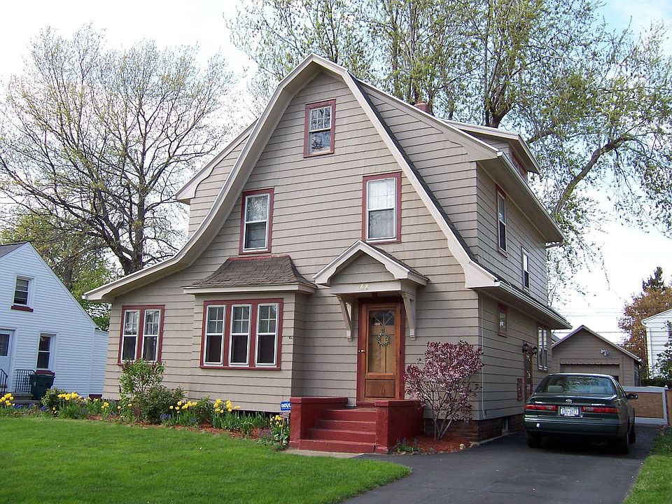 Spring '06,before new gate was put in.