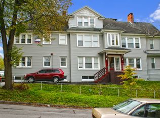 201 Comstock Ave APT 2F, Syracuse, NY 13210