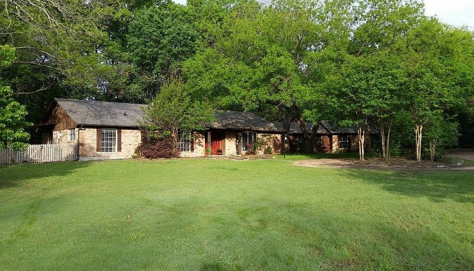 1st image of 1320 Camino Real