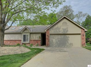 4108 N 210th St, Elkhorn, NE 68022