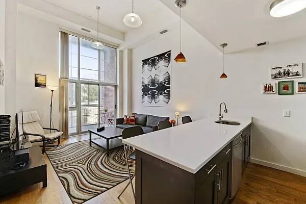 Sold by MNS | media 3