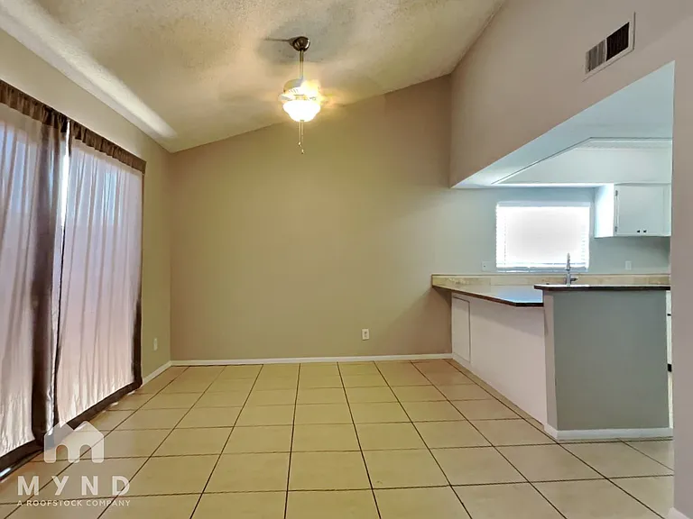1864 E Kirkland Ln — Photo 8