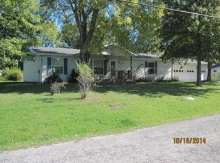 1007 S 9th St, Bethany, MO 64424