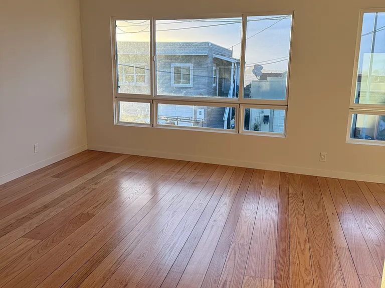 171 Alexander Ave — Photo 16
