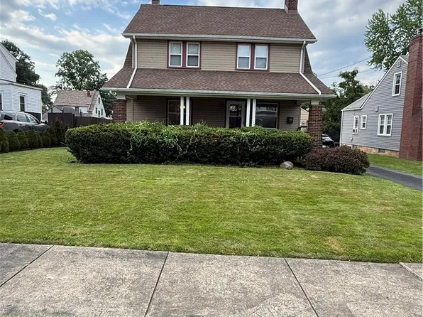 34 Maple Dr, Boardman, OH 44512