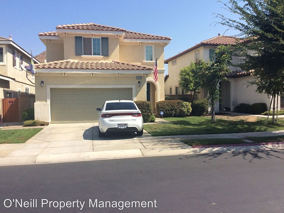 1st image of 33544 Cedar Creek Ln