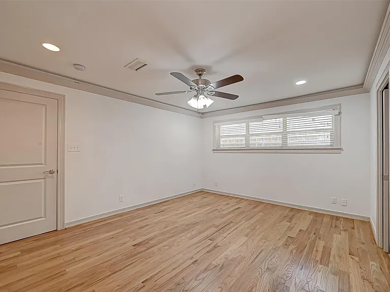 5611 Briarbend Dr — Photo 38