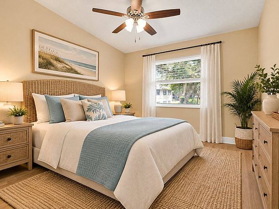 5th image of 36 Navarra Ct