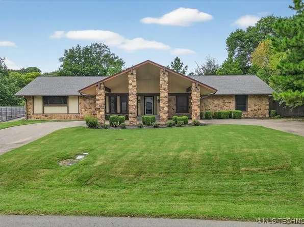 7906 S New Haven Ave, Tulsa, OK 74136