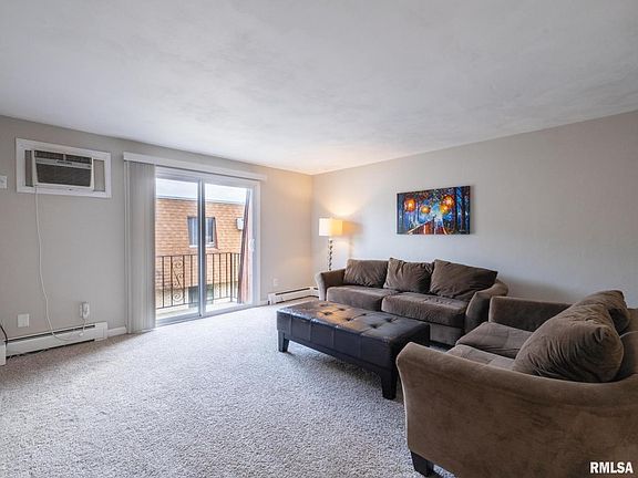 3rd image of 642 S 4th Ave #16