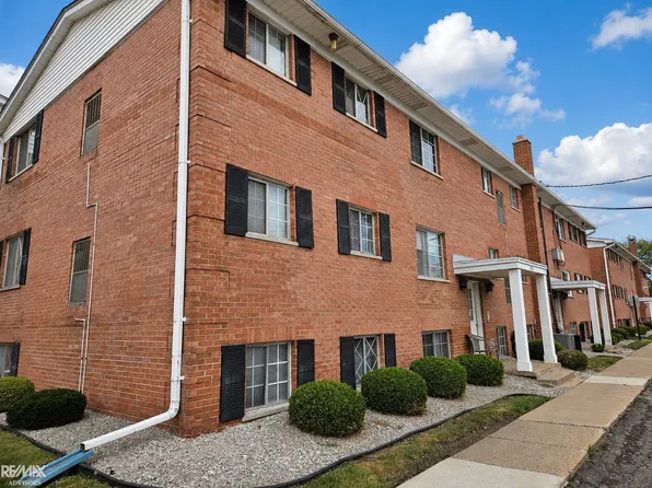 8161 Denwood Dr APT 6, Sterling Heights, MI 48312