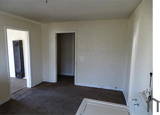5th image of 833 S Florida St