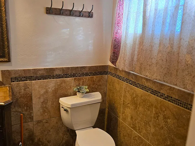7365 E Ivyglen St — Photo 10