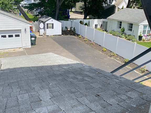 4th image of 38 Lee Ave Floor 2