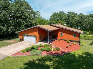 7502 Kishwaukee Rd, Stillman Valley, IL 61084