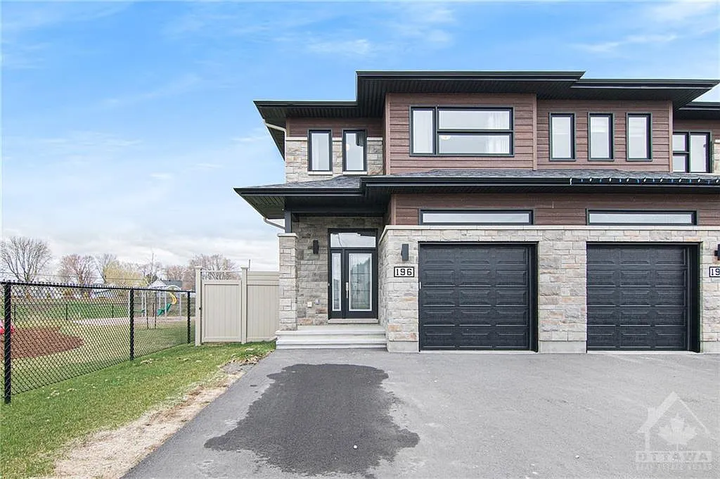 3 bed, 2.5 bath, 1500 sqft, $2,899 — Photo 1