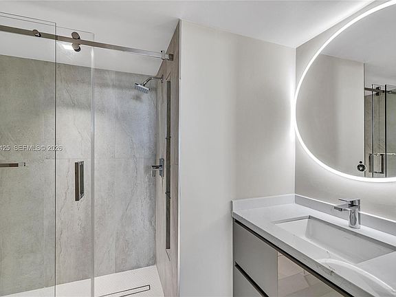 3rd image of 90 Alton Rd APT 1103